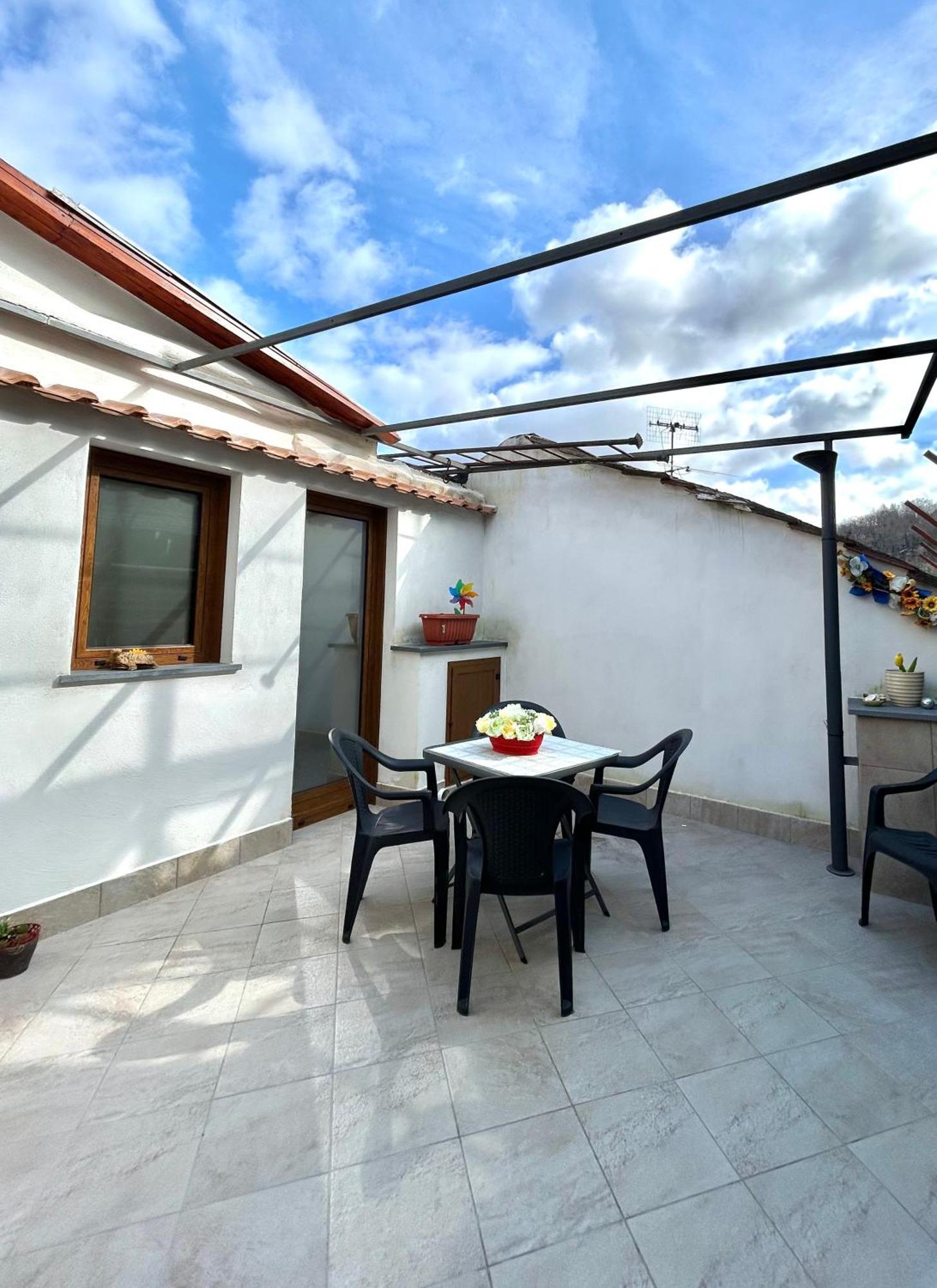 A Un Passo Dagli Dei Bed & Breakfast Pimonte Exterior photo